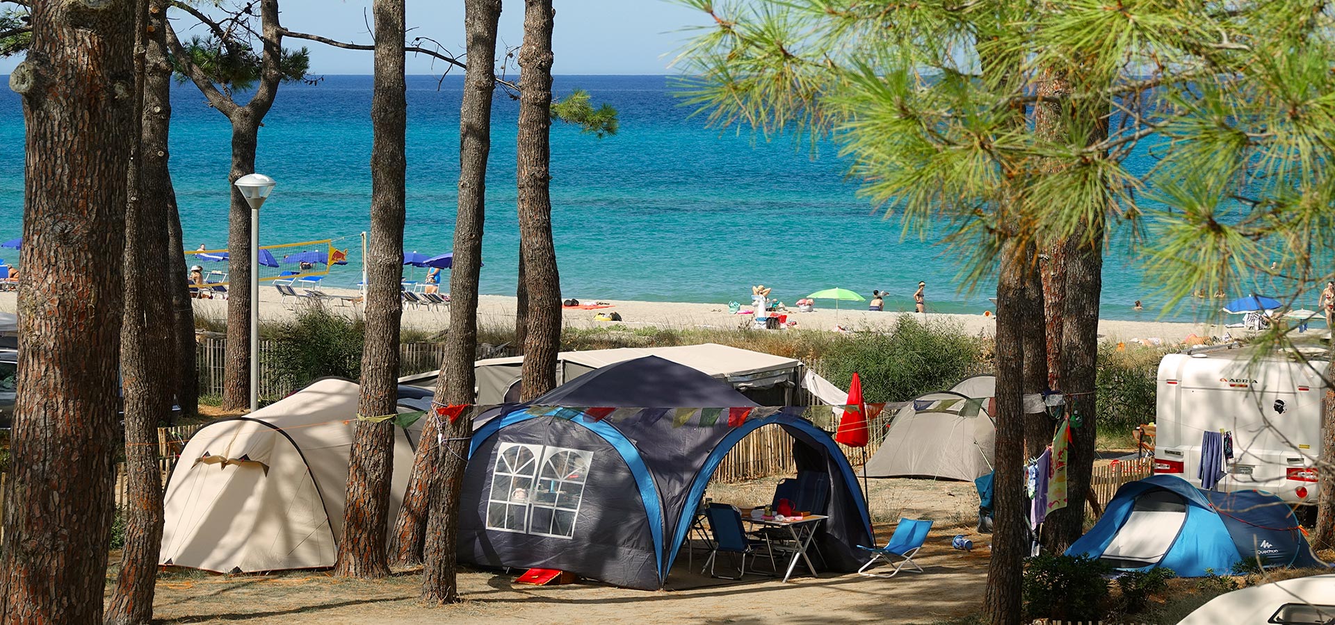 Camping san damiano emplacement mer camping car tente pinede plage